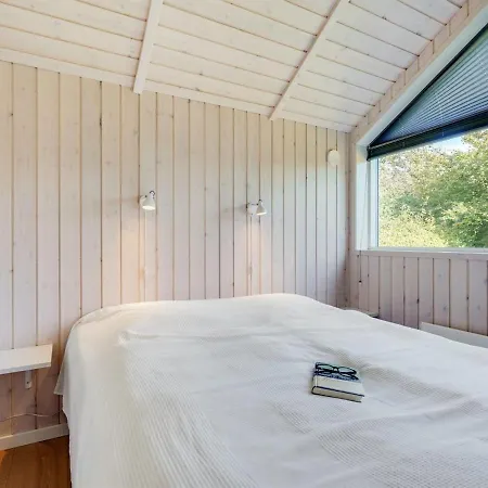 Holiday home Hellena - 90m From The Sea In Se Jutland By Interhome